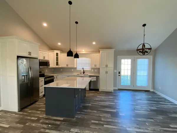 102 Willow Hill Ct, Auburn, KY 42206