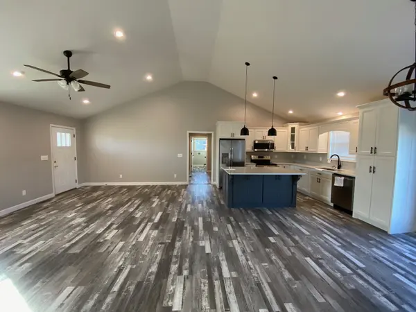 102 Willow Hill Ct, Auburn, KY 42206