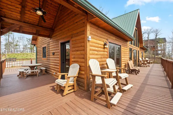 1845 Pinestand Ridge Way, Sevierville, TN 37862