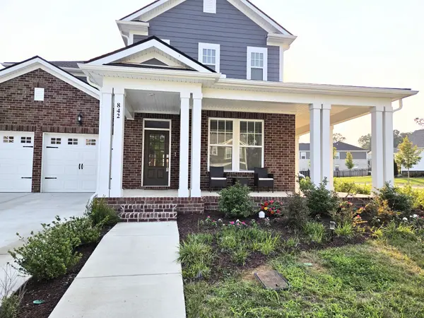 842 Nightingale Ave, Hendersonville, TN 37075