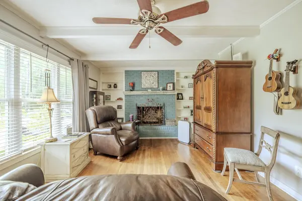 130 NEILL CEMETERY DR, Savannah, TN 38372