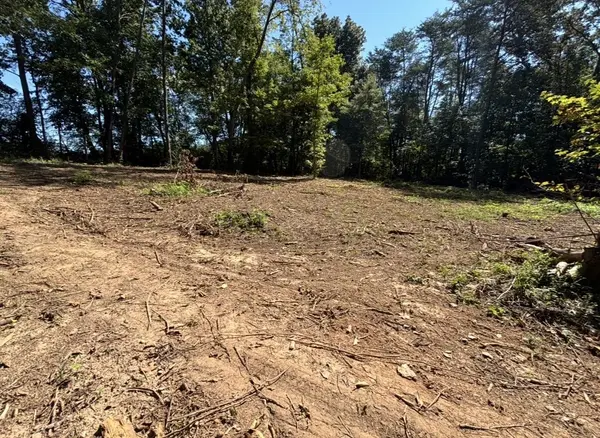 388 W Toomey Lane, Madisonville, TN 37354