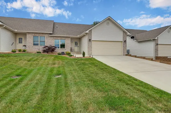 384 Woodgate Dr, Crossville, TN 38571