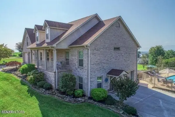 849 Pinnacle Drive, Dandridge, TN 37725