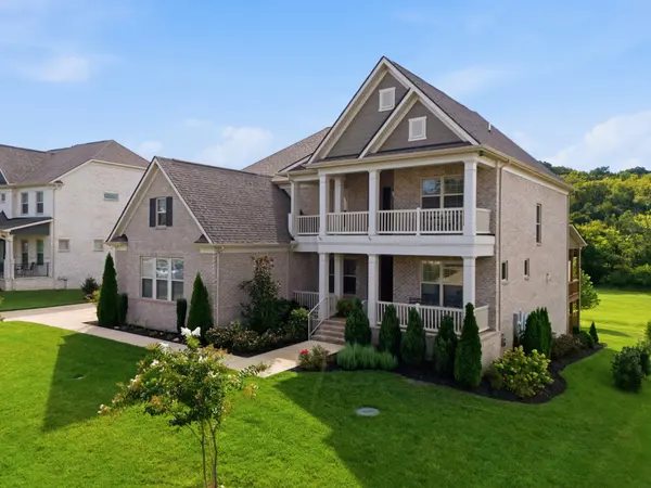 3170 Chase Point Dr, Franklin, TN 37067