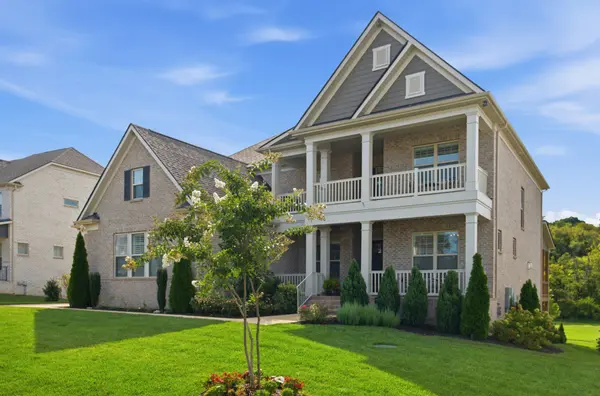 3170 Chase Point Dr, Franklin, TN 37067