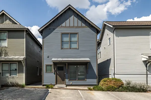 202 Copley Ln, Nashville, TN 37204