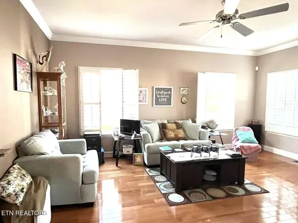 1011 Wentford Ave, Sweetwater, TN 37874