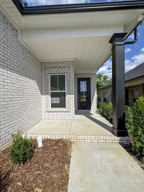 2015 Horseshoe Cir, Gallatin, TN 37066