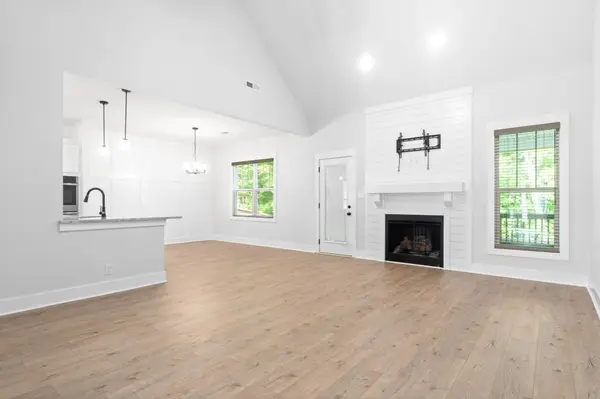1022 Brightwood Ct, Clarksville, TN 37043