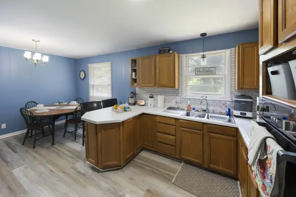 106 Darwin St, Decherd, TN 37324