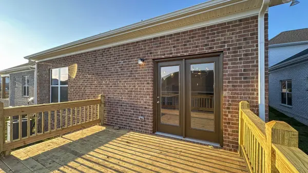 312 Booker Dr, Gallatin, TN 37066
