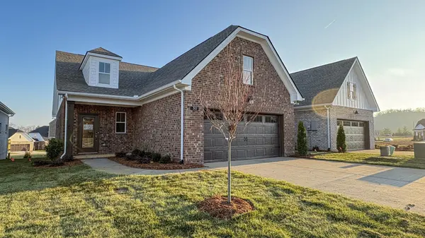 312 Booker Dr, Gallatin, TN 37066
