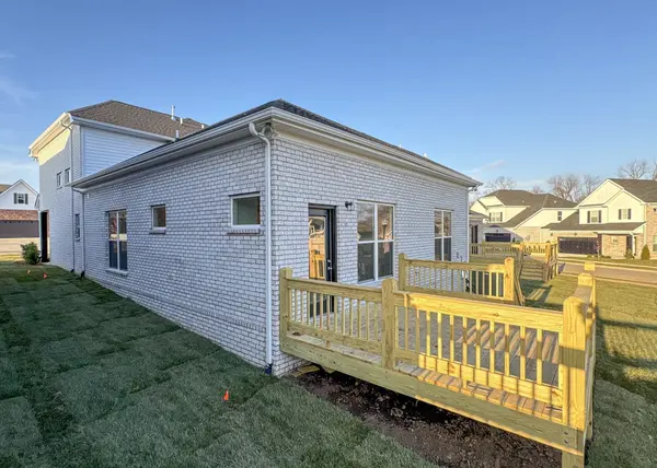 314 Booker Dr, Gallatin, TN 37066