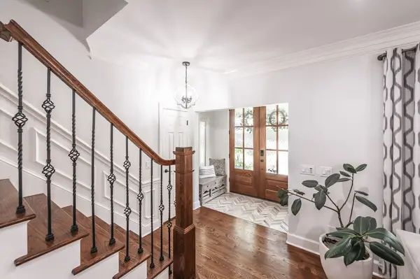 1048 Hillview Dr, Hendersonville, TN 37075