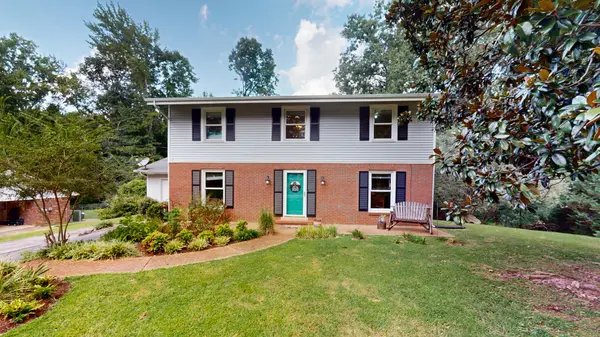 1208 Sherwood St, Paris, TN 38242
