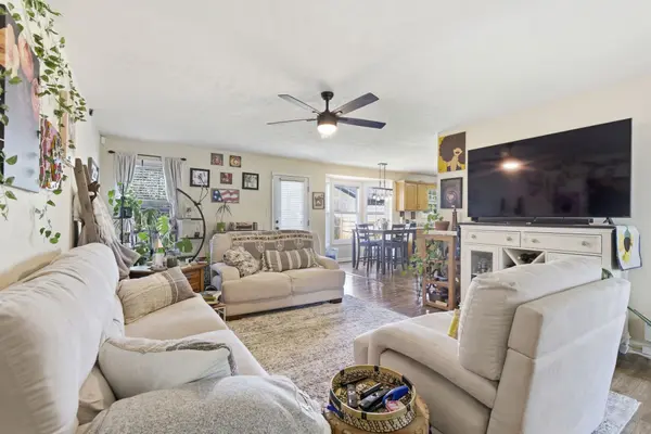 301 Grant Ave, Oak Grove, KY 42262