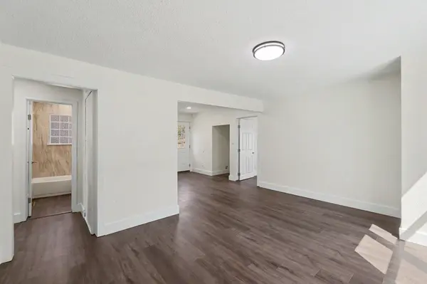 633 N Ridgewood Dr., Wichita, KS 67208