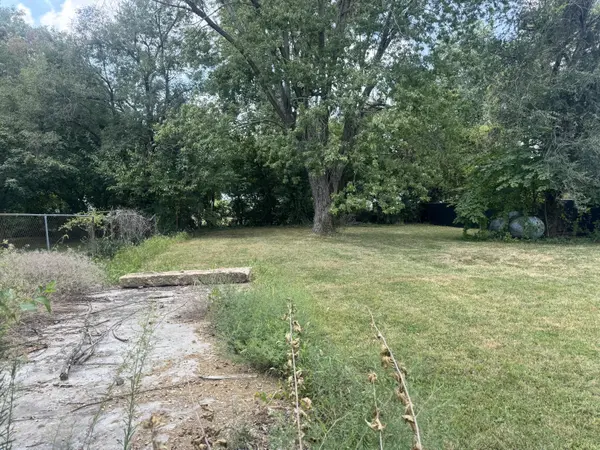 417 S Spruce ST, Buffalo, MO 65622