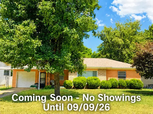 645 W Stanford ST, Springfield, MO 65807