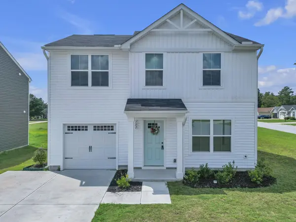 102 Copper Creek CIR, Clinton, SC 29325