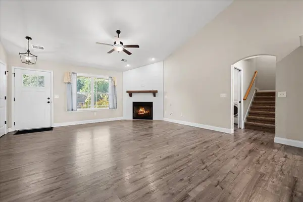 176 Coleman RD, Wellford, SC 29385