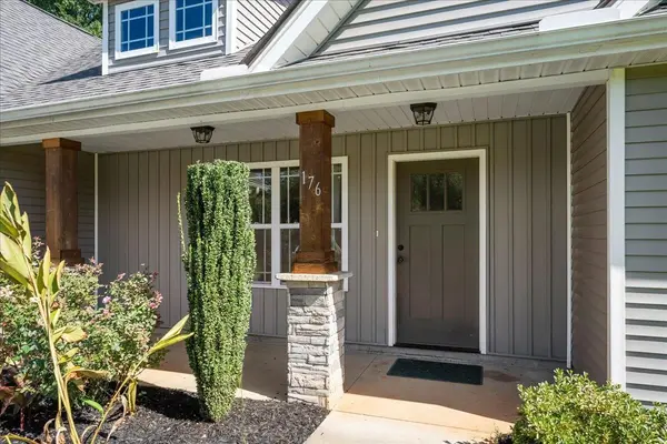 176 Coleman RD, Wellford, SC 29385
