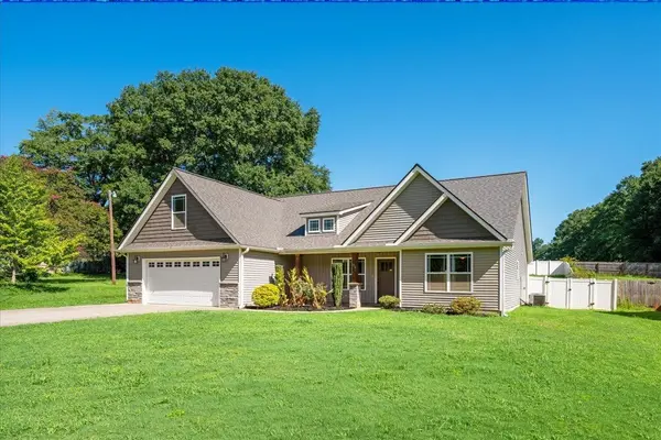 176 Coleman RD, Wellford, SC 29385