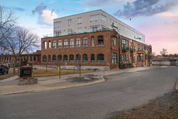 703 Cotton Mill ST #304, Cornwall, ON K6H 0E7