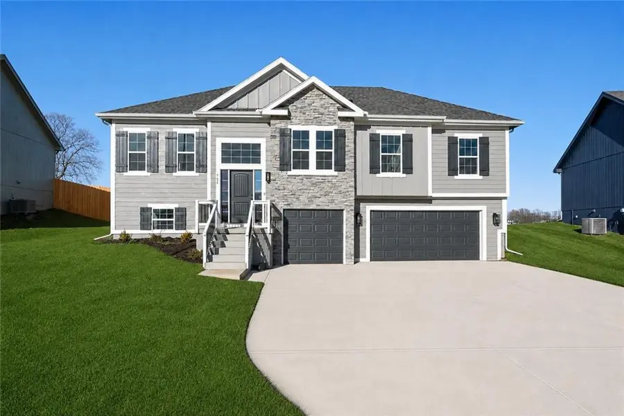 10148 N Brighton AVE, Kansas City, MO 64156