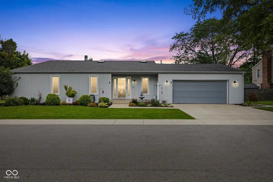 1050 Rocky Ford RD, Columbus, IN 47203