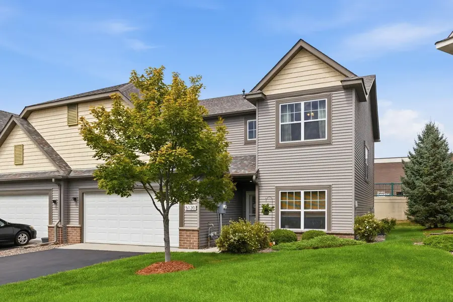 5120 Parker CIR, Robbinsdale, MN 55422