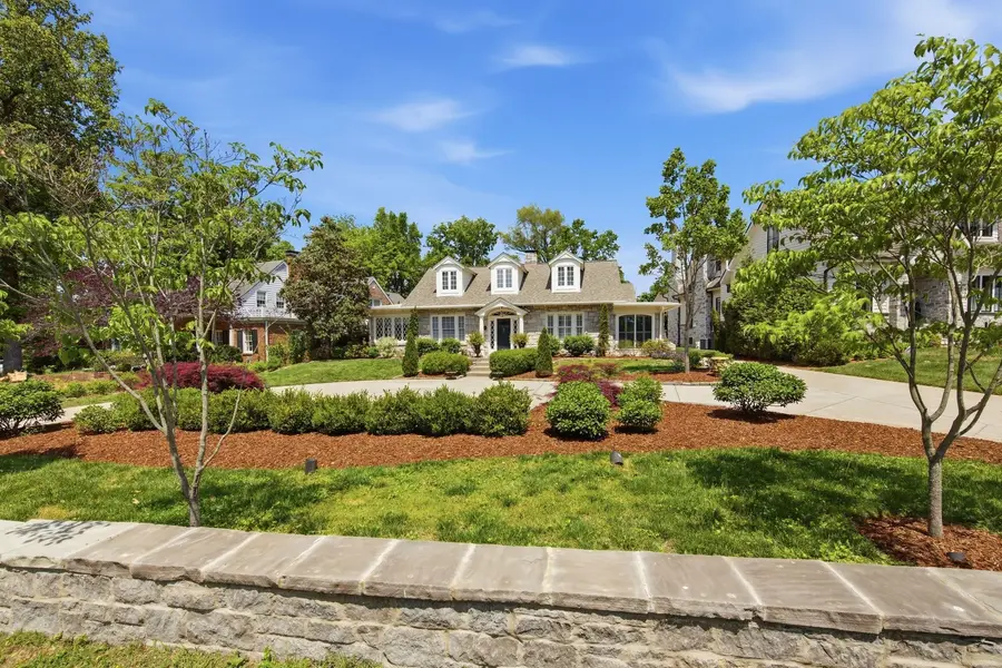 278 Harding Pl, Nashville, TN 37205