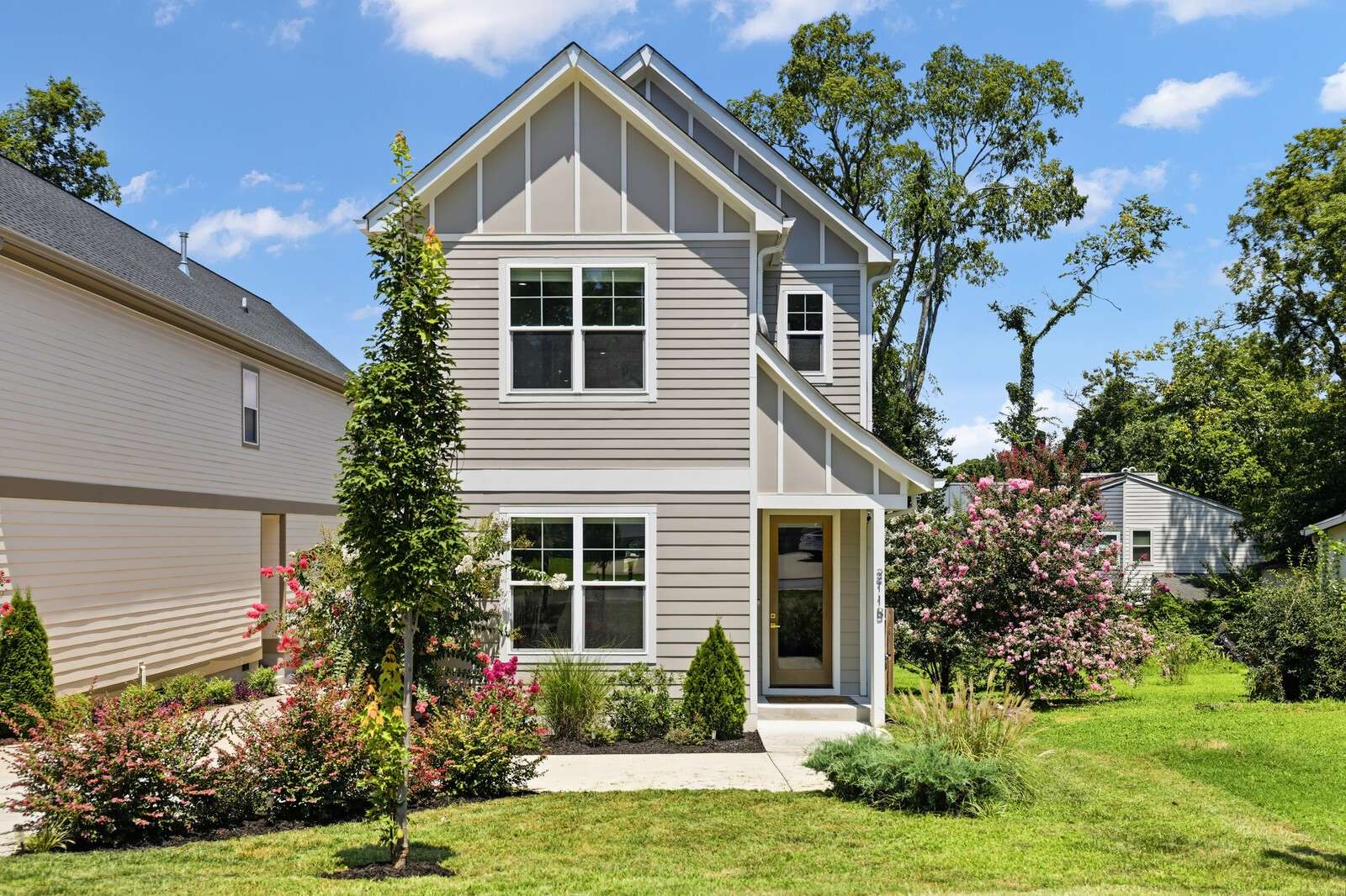 211B Queen Ave, Nashville, TN 37207