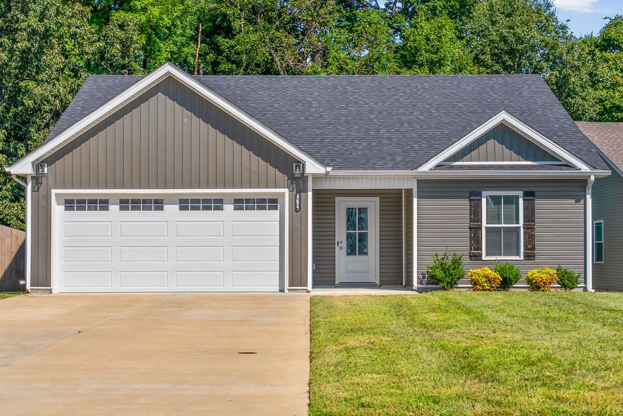 458 Mattingly Dr, Clarksville, TN 37042