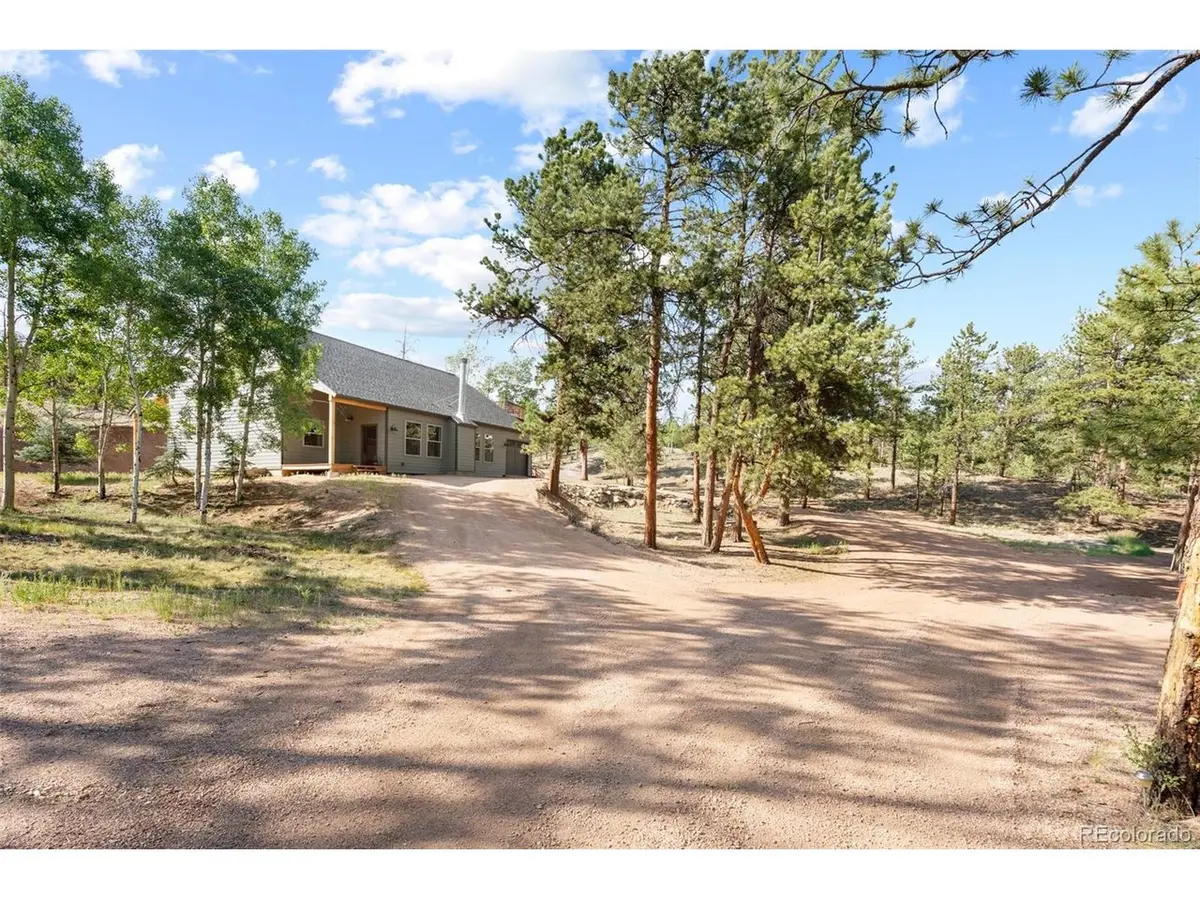 2270 Pikes Peak, Florissant, CO 80816