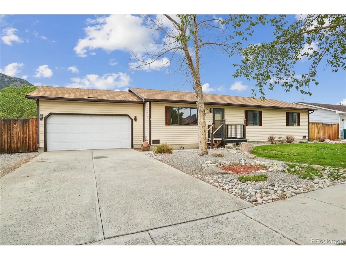 105 Surrey, Buena Vista, CO 81211