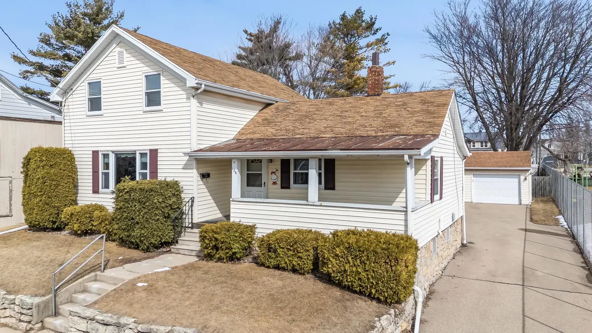 126 TAYLOR ST, Kaukauna, WI 54130