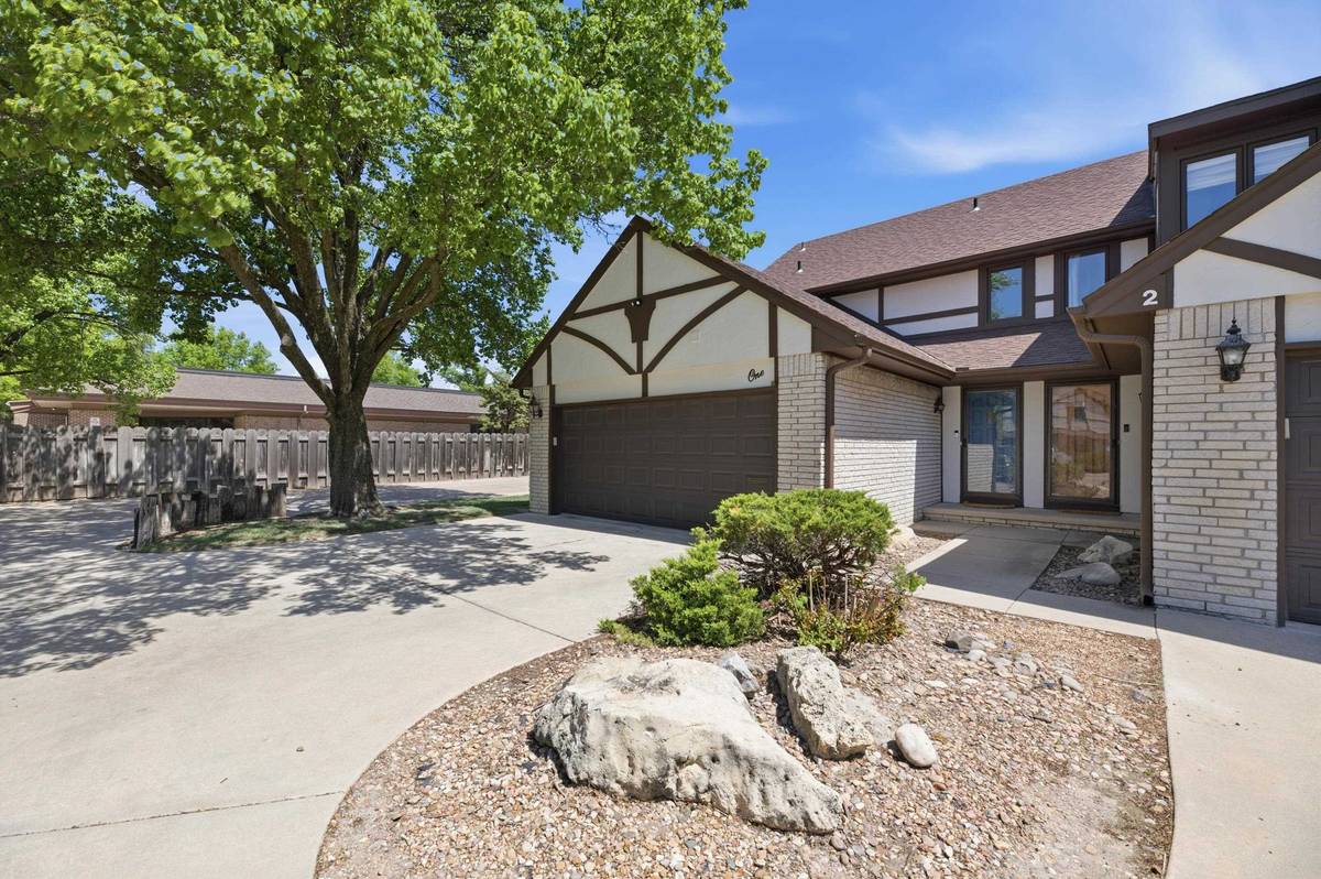 641 N Woodlawn #1, Wichita, KS 67208
