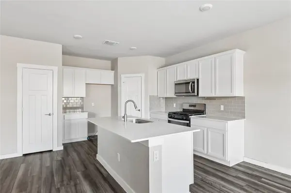 1141 Tipton ST, Georgetown, TX 78633
