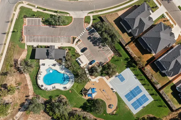 4017 Waxahachie RD, Leander, TX 78641