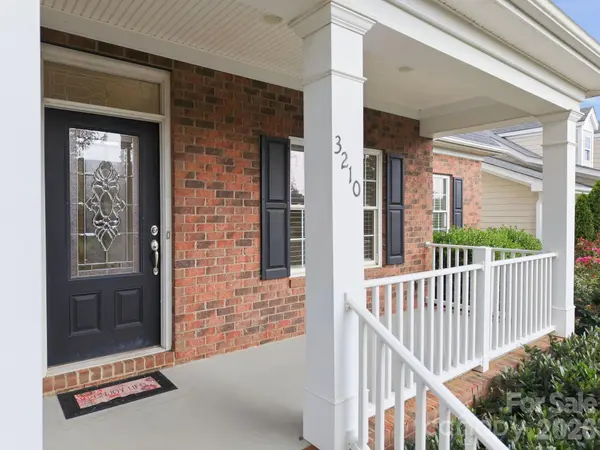 3210 Kelsey PLZ, Kannapolis, NC 28081