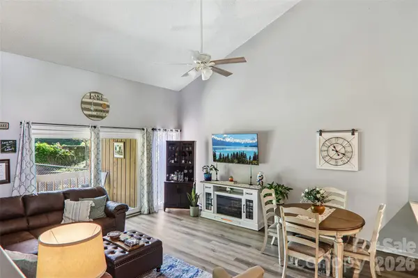 147 W Lake DR S #1206, Lake Lure, NC 28746