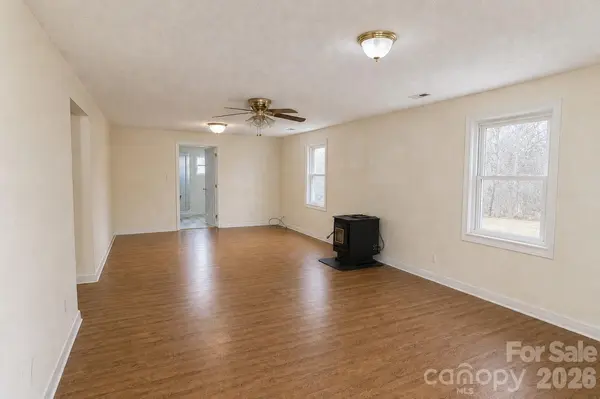 275 Noel RD, Harmony, NC 28634