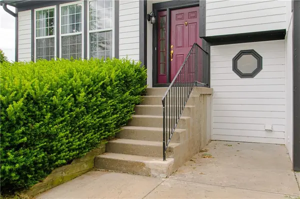 8720 NE 149th ST, Liberty, MO 64068