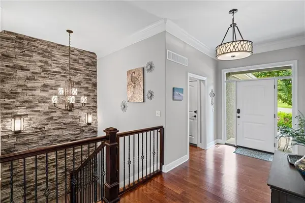 8425 Brunswick ST, Lenexa, KS 66227