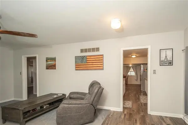 916 S Maple ST, Ottawa, KS 66067