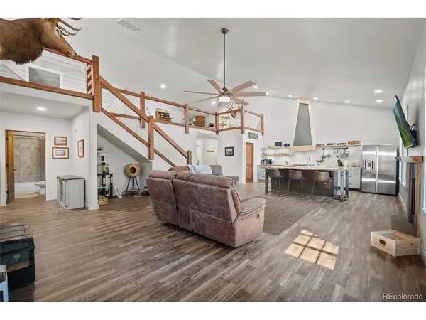 2270 Pikes Peak, Florissant, CO 80816