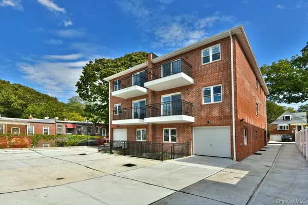 5716 163rd ST, Fresh Meadows, NY 11365