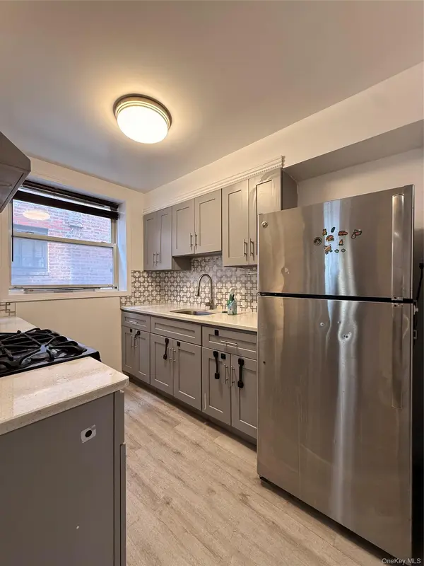 1958 Lurting AVE, Bronx, NY 10461